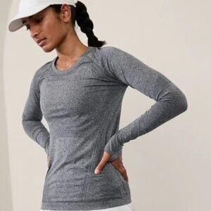 Athleta Dark Gray Momentum Seamless Athletic Long Sleeve Top Running Light Large